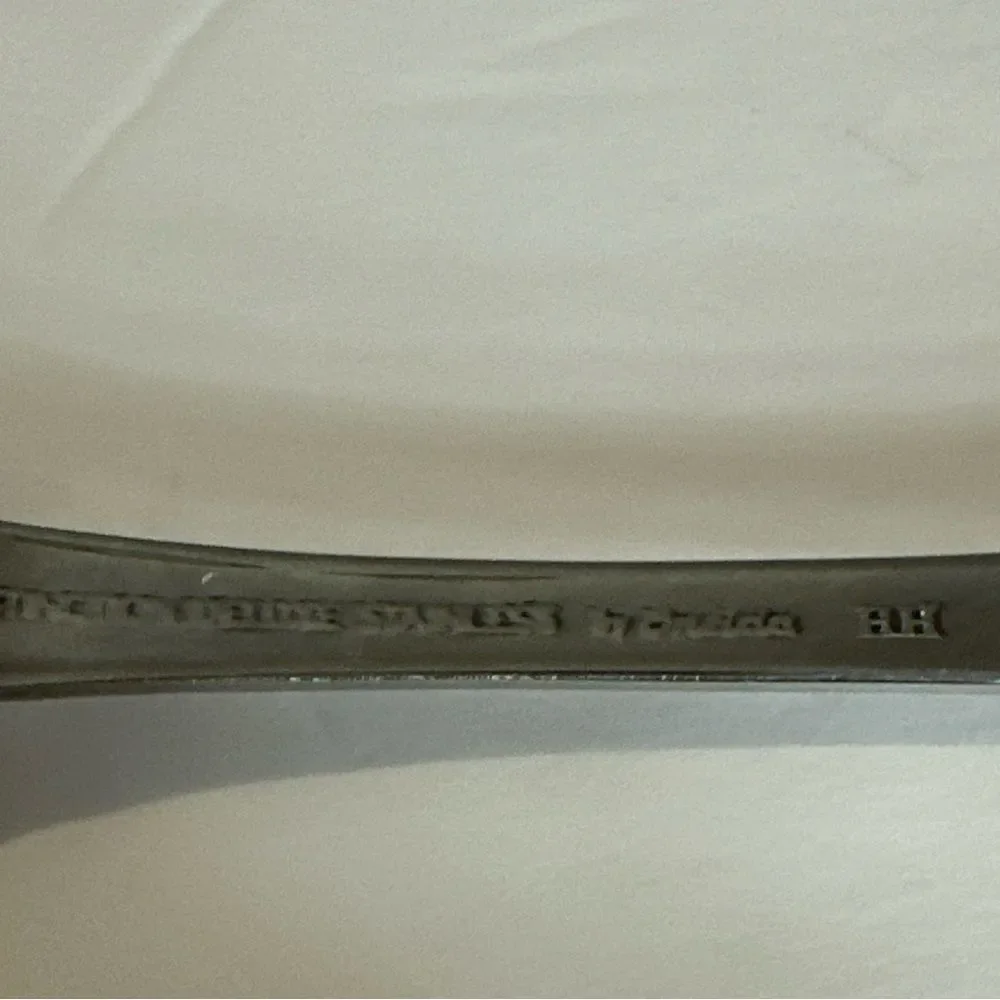 Oneida‎ MANSION HALL Deluxe Stainless Flatware Slotted Pie & Serving Fork 8 3/8